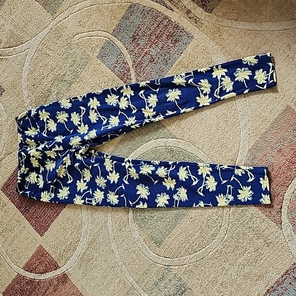 Women's, Sm., LulaRoe Leggings, Navy with Yellow Palm Trees. - Picture 2 of 3